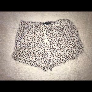Brandy Melville floral print flowy shorts